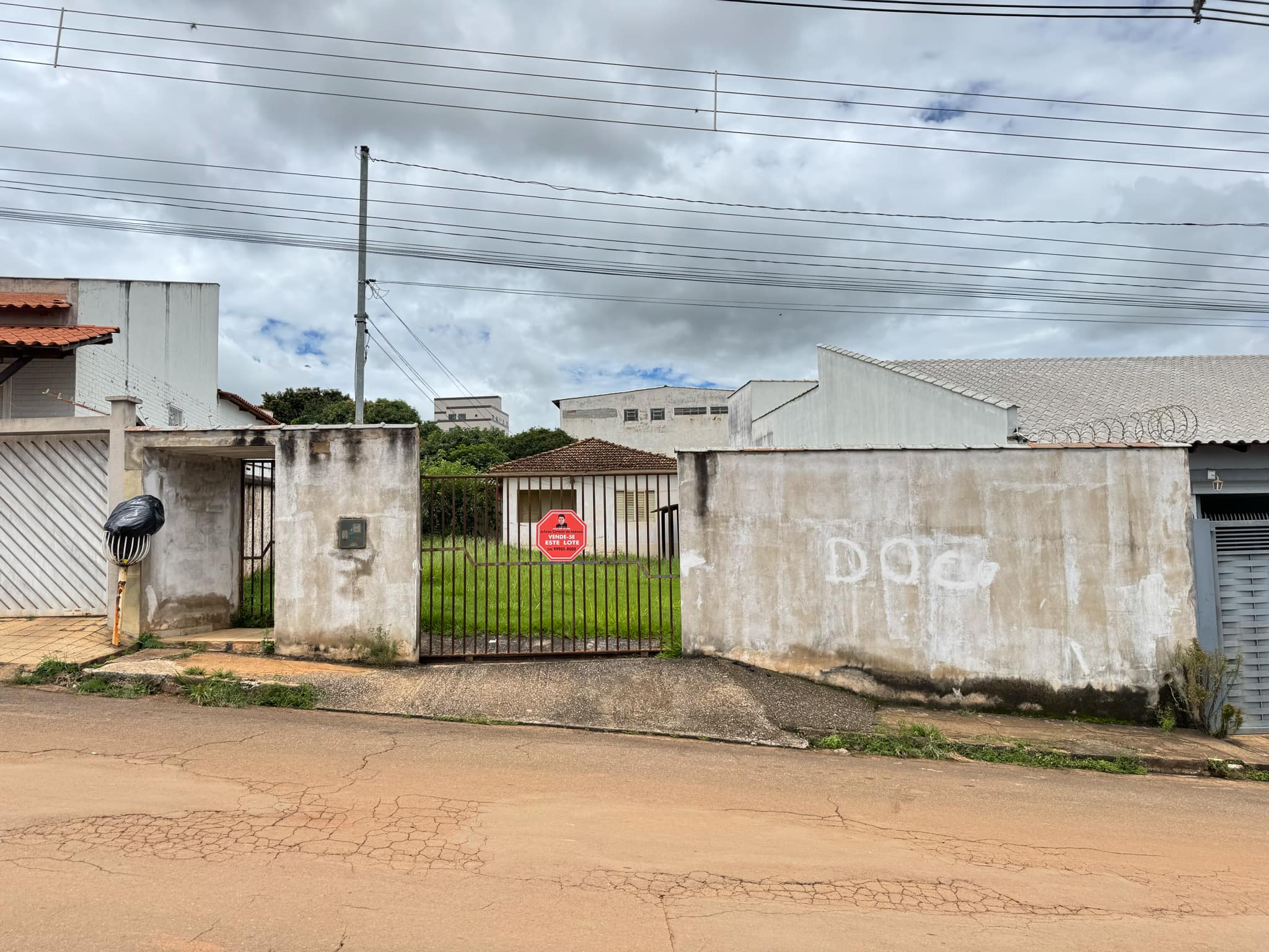 Lote Rua Olímpio G. Resende – Centro