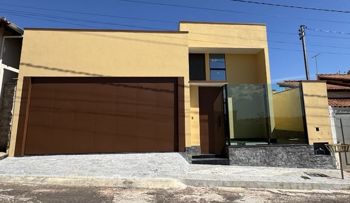 Casa Rua Rio da Prata – Sol Nascente