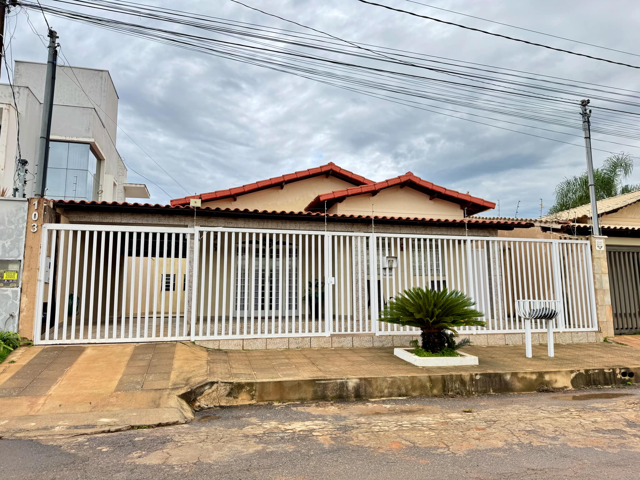 Casa Rua dos Lírius – Jardim das Flores