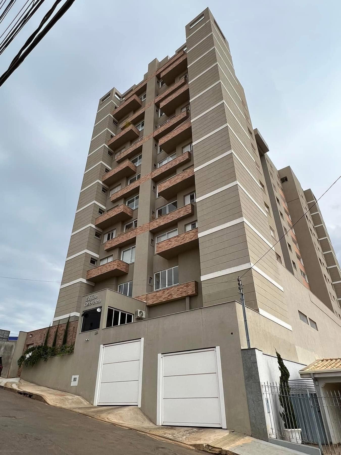 Apartamento no Edifício Ouro Preto – Centro
